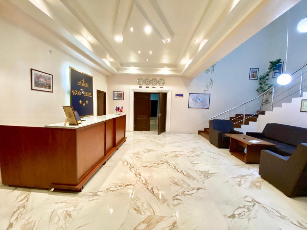 Vayk Hotel Exterior photo