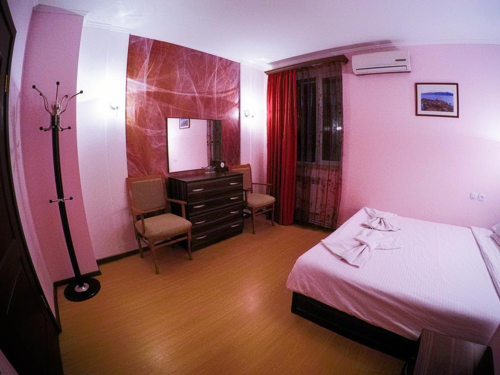 Vayk Hotel Exterior photo